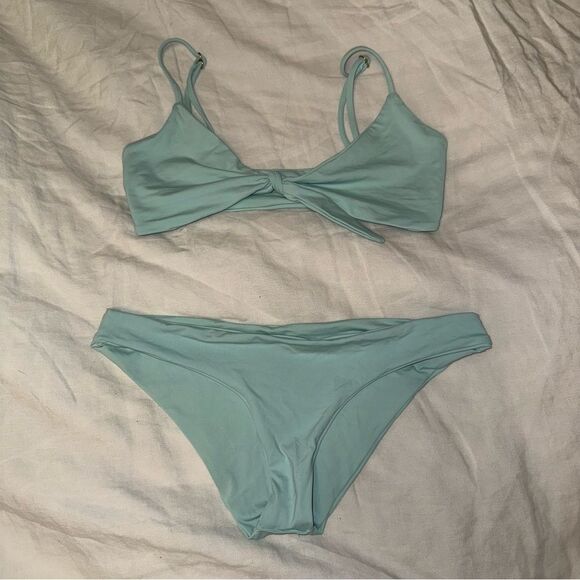 L*space tie front bikini set - size xs - Picture 1 of 3